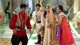 Kiranmala S08E33 Kiranmala saves Vikram’s life Full Episode