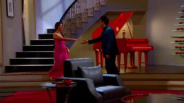 Koffee with Karan S04E02 Kareena and Ranbir Full Episode