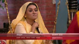 Mere Angne Mein S03E36 Ragav gifts Kaushalya a rose Full Episode