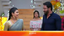 Ninaithale Inikkum S01E199 9th April 2022 Full Episode