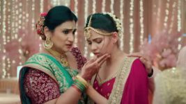 Pandya Store S02 E62 Dhara Pleads with Shiva