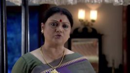 Grihapravesh S01 E95 Kanak, Satyaki Find Indira