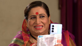 Abol Preetichi Ajab Kahani S01 E304 Satyabhama Receives A Mobile