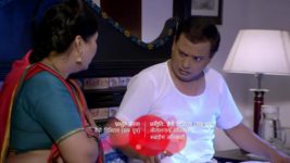 Har Shaakh Pe Ullu Baithaa Hai S01E10 A Stranger Shocks Chaitu Full Episode