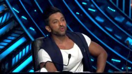 Nach Baliye S01E06 Harbhajan's Pole Dance! Full Episode