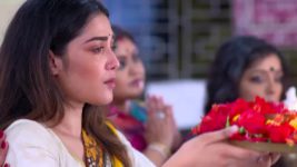 Premer Kahini S01E22 Pratik Looks after Piya Full Episode