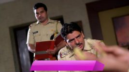 Savdhaan India S41E21 Fake Police Traps Young Couples Full Episode