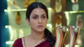 Badal Pe Paon Hai S01 E44 Baani Works Two Jobs