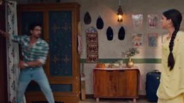 Badal Pe Paon Hai S01 E45 Ginny Goes Partying