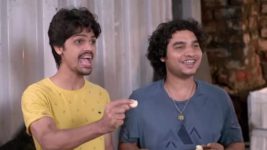 Nivedita Majhi tai S01 E139 Yash Distributes Sweets