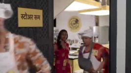 Aai Kuthe Kay Karte S01 E1365 Sanjana, Anirudh's Culinary Skills