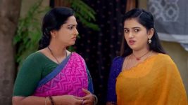 Paape Maa Jeevana Jyothi S01 E1101 Indumathi Plots against Kutti