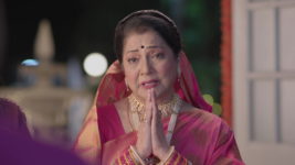 Tharala Tar Mag S01 E631 Annapurna Apologises to Madhubhau